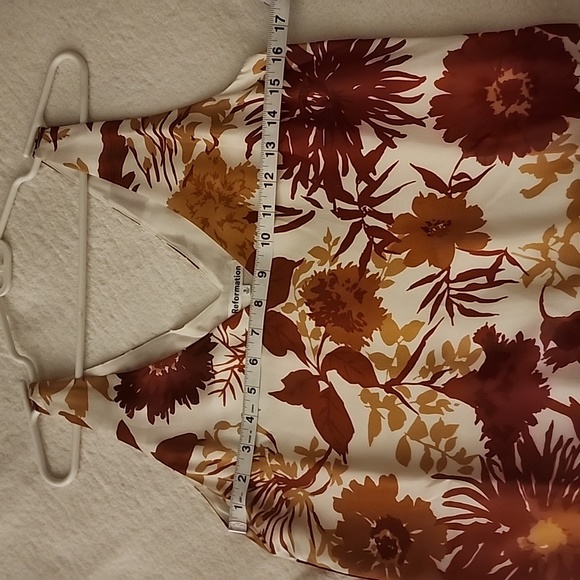 NWOT Reformation Lian Silk Dress - Picture 3 of 4